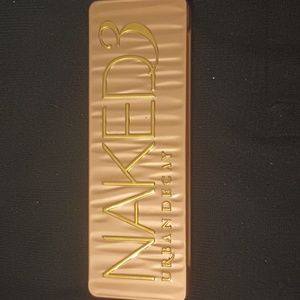 Urban decay NWOT eyeshadow palette